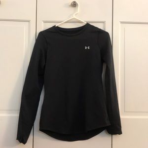 Under Armour long sleeve winter workout shirt.